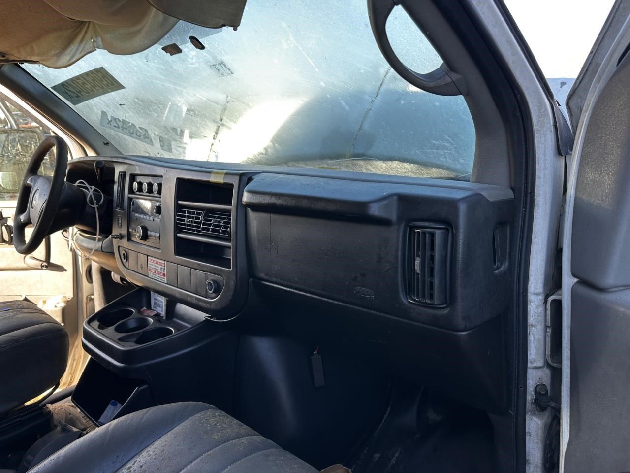 https://f005.backblazeb2.com/file/img-partshotlines-com/Inventory/MA79/Vehicle/76641_11.jpg