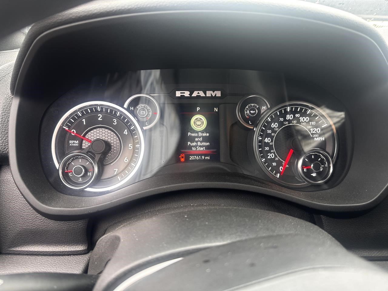 https://f005.backblazeb2.com/file/img-partshotlines-com/Inventory/MA79/Vehicle/76720_09.jpg