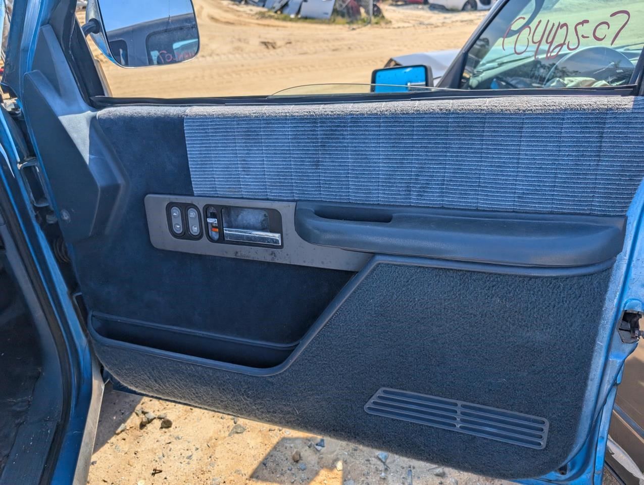 https://f005.backblazeb2.com/file/img-partshotlines-com/Inventory/MA79/Vehicle/76794_07.jpg