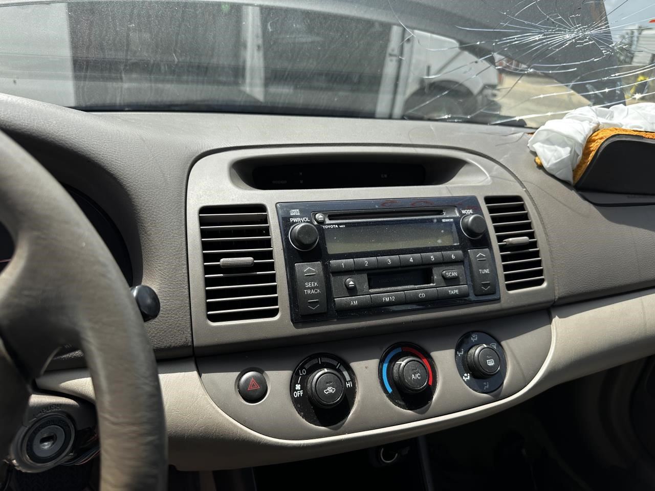 https://f005.backblazeb2.com/file/img-partshotlines-com/Inventory/MA79/Vehicle/77041_11.jpg