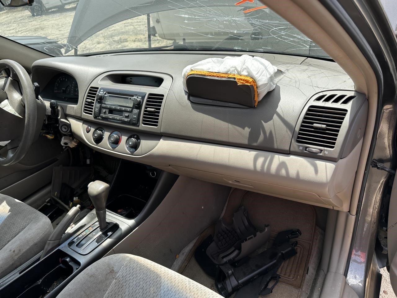 https://f005.backblazeb2.com/file/img-partshotlines-com/Inventory/MA79/Vehicle/77041_12.jpg