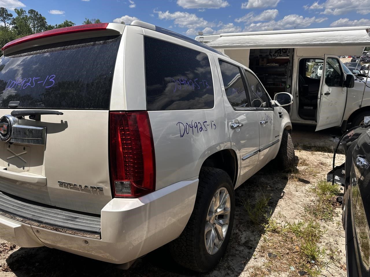 https://f005.backblazeb2.com/file/img-partshotlines-com/Inventory/MA79/Vehicle/77180_04.jpg