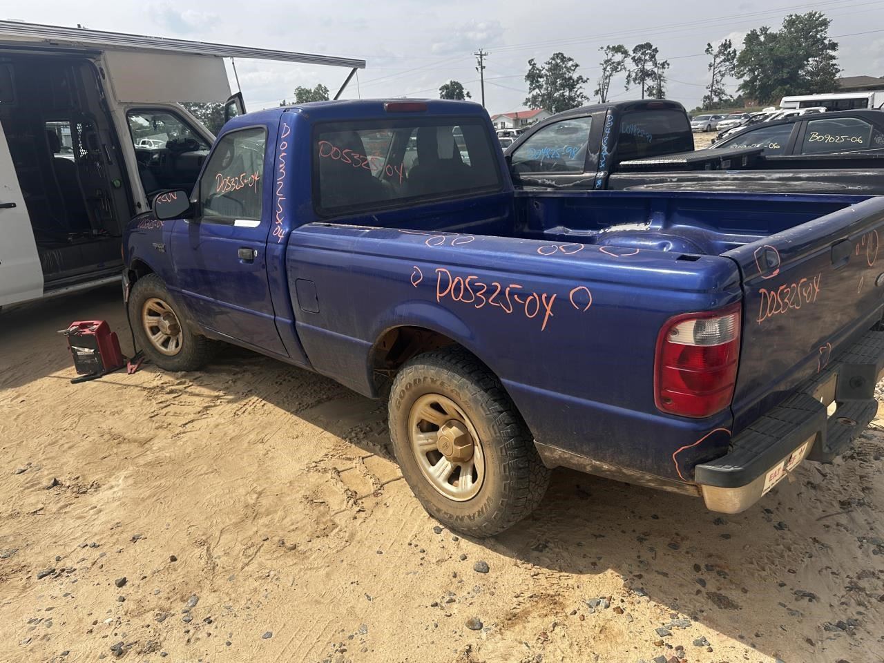 https://f005.backblazeb2.com/file/img-partshotlines-com/Inventory/MA79/Vehicle/77192_06.jpg
