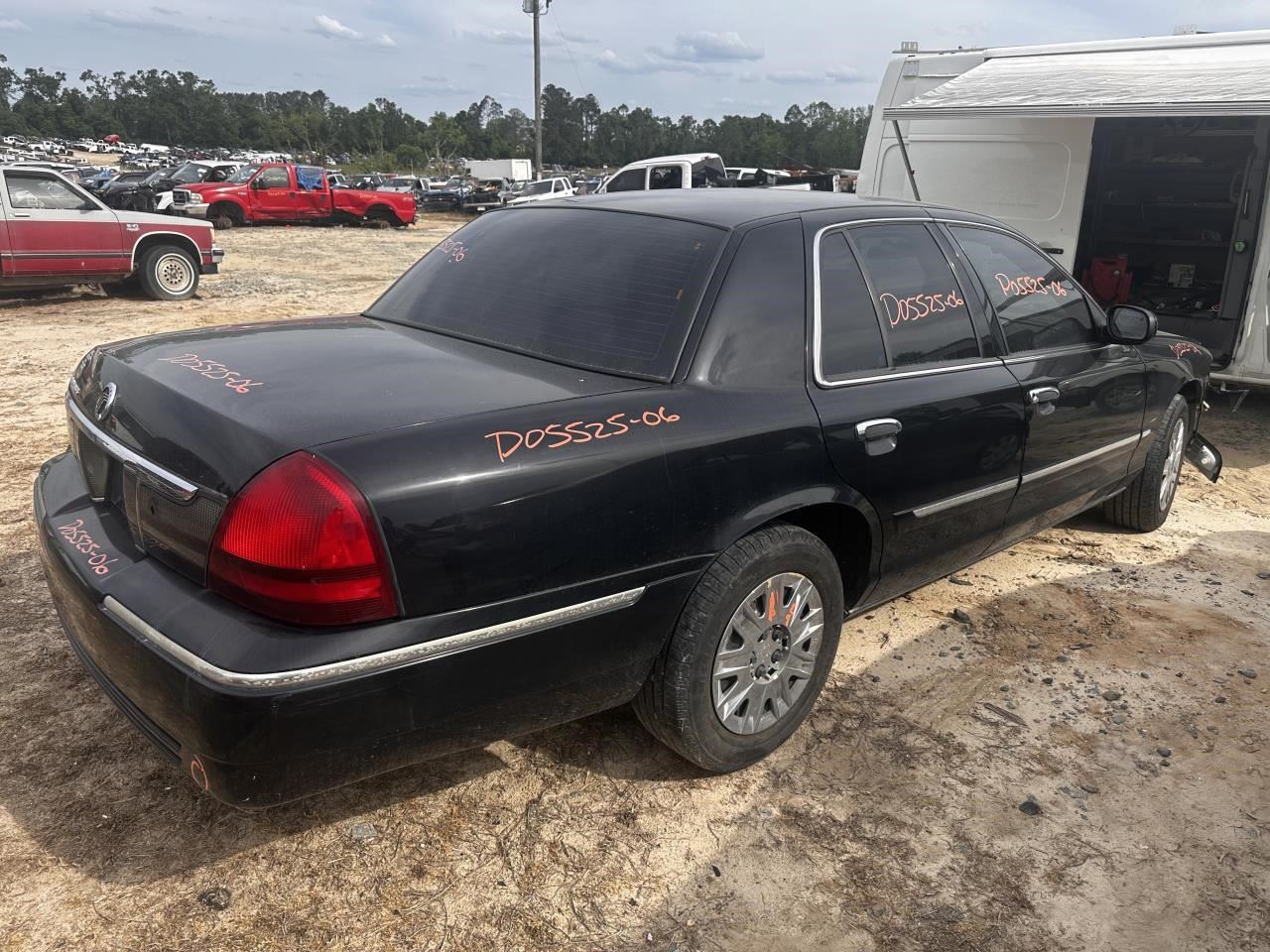 https://f005.backblazeb2.com/file/img-partshotlines-com/Inventory/MA79/Vehicle/77204_04.jpg