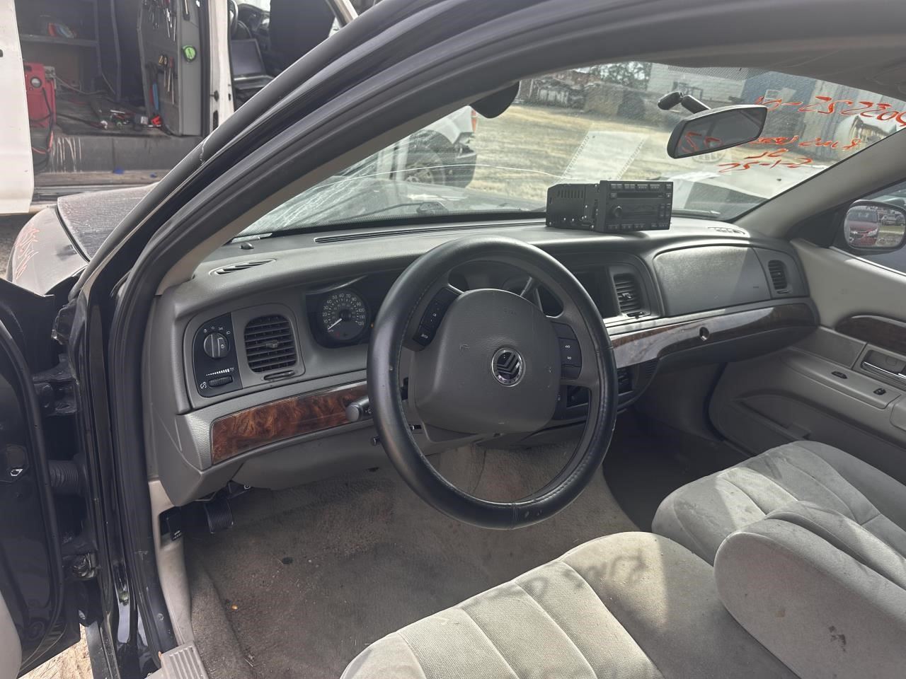 https://f005.backblazeb2.com/file/img-partshotlines-com/Inventory/MA79/Vehicle/77204_10.jpg