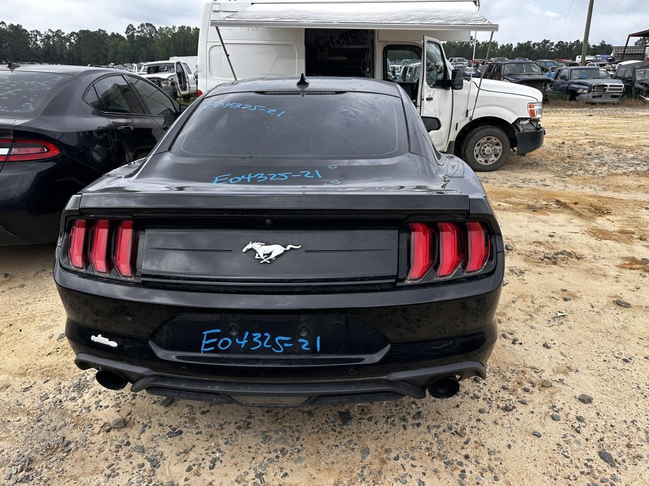 https://f005.backblazeb2.com/file/img-partshotlines-com/Inventory/MA79/Vehicle/77472_05.jpg