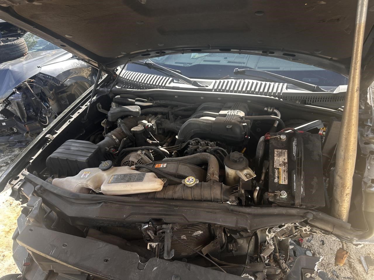 https://f005.backblazeb2.com/file/img-partshotlines-com/Inventory/MA79/Vehicle/77619_08.jpg
