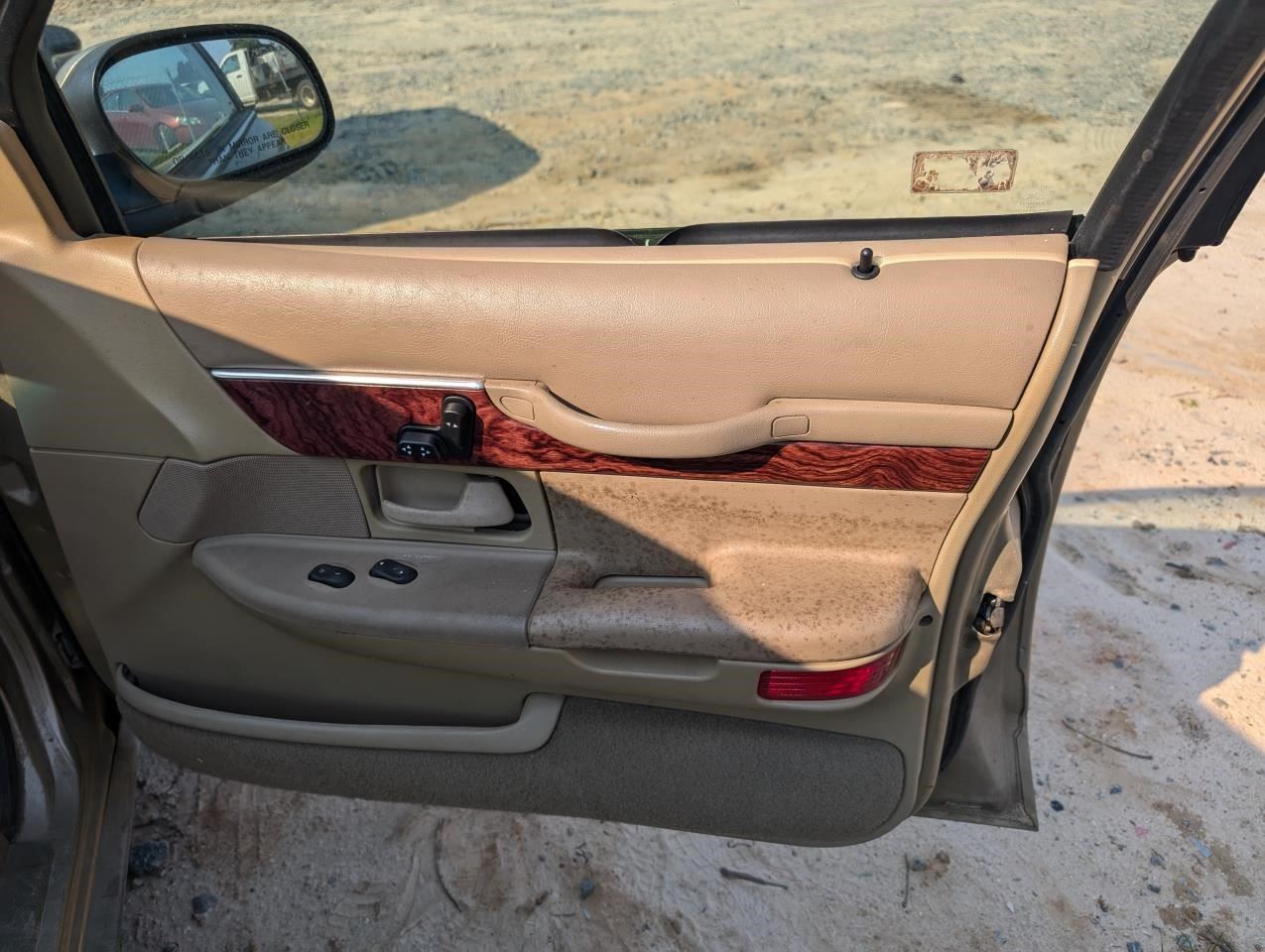 https://f005.backblazeb2.com/file/img-partshotlines-com/Inventory/MA79/Vehicle/77832_09.jpg
