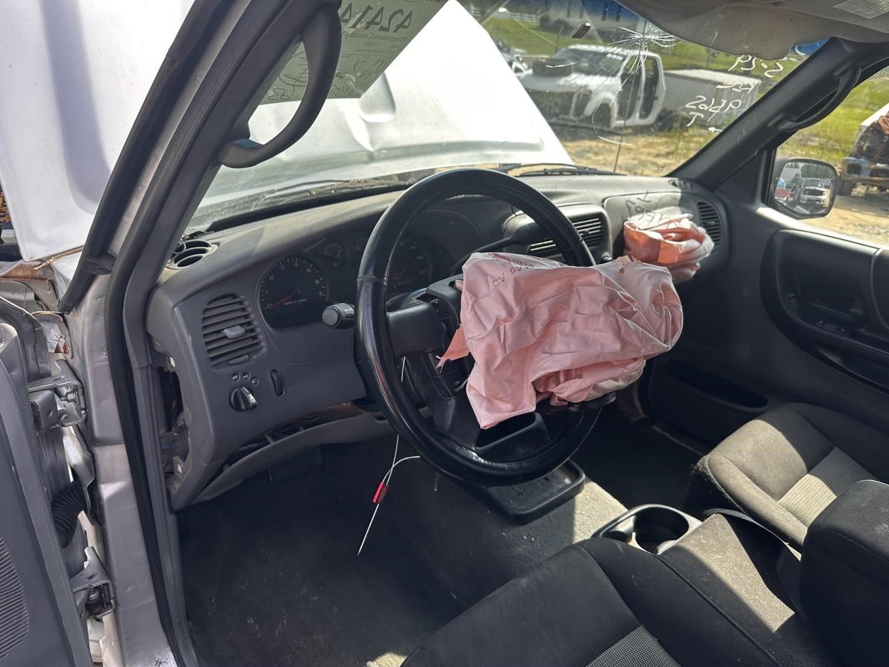 https://f005.backblazeb2.com/file/img-partshotlines-com/Inventory/MA79/Vehicle/77882_12.jpg