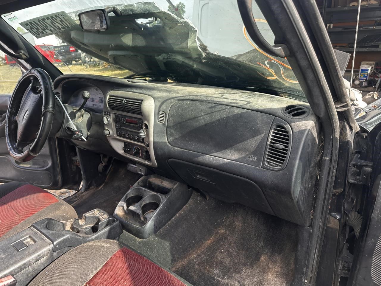 https://f005.backblazeb2.com/file/img-partshotlines-com/Inventory/MA79/Vehicle/77923_12.jpg