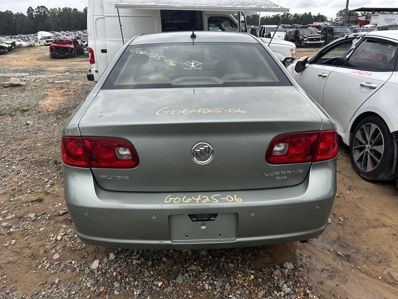 https://f005.backblazeb2.com/file/img-partshotlines-com/Inventory/MA79/Vehicle/78117_05.jpg