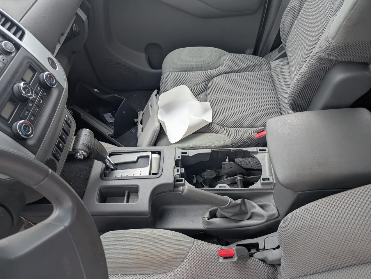 https://f005.backblazeb2.com/file/img-partshotlines-com/Inventory/MA79/Vehicle/78359_07.jpg