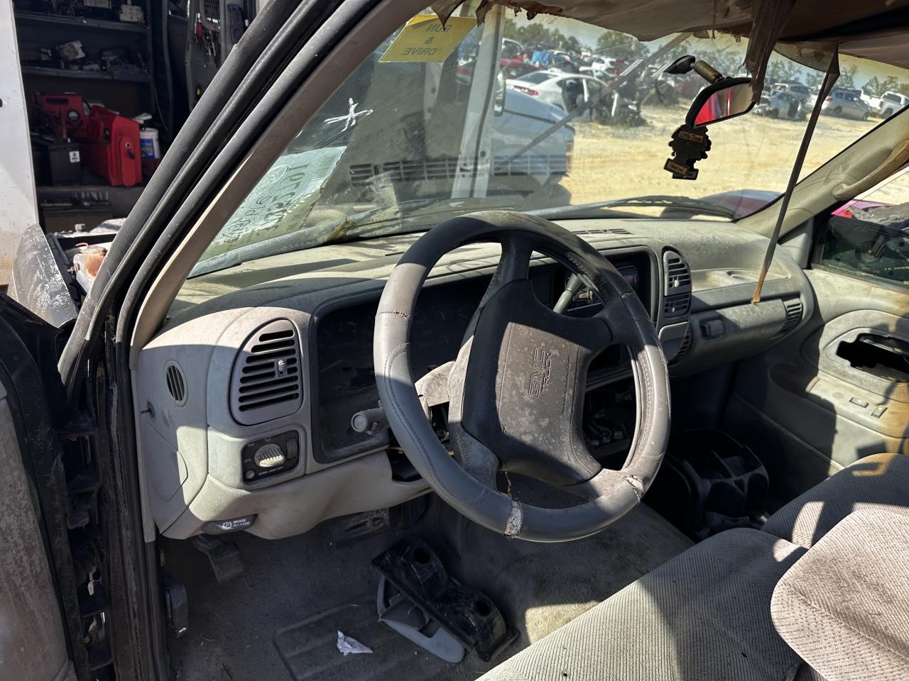 https://f005.backblazeb2.com/file/img-partshotlines-com/Inventory/MA79/Vehicle/78363_10.jpg
