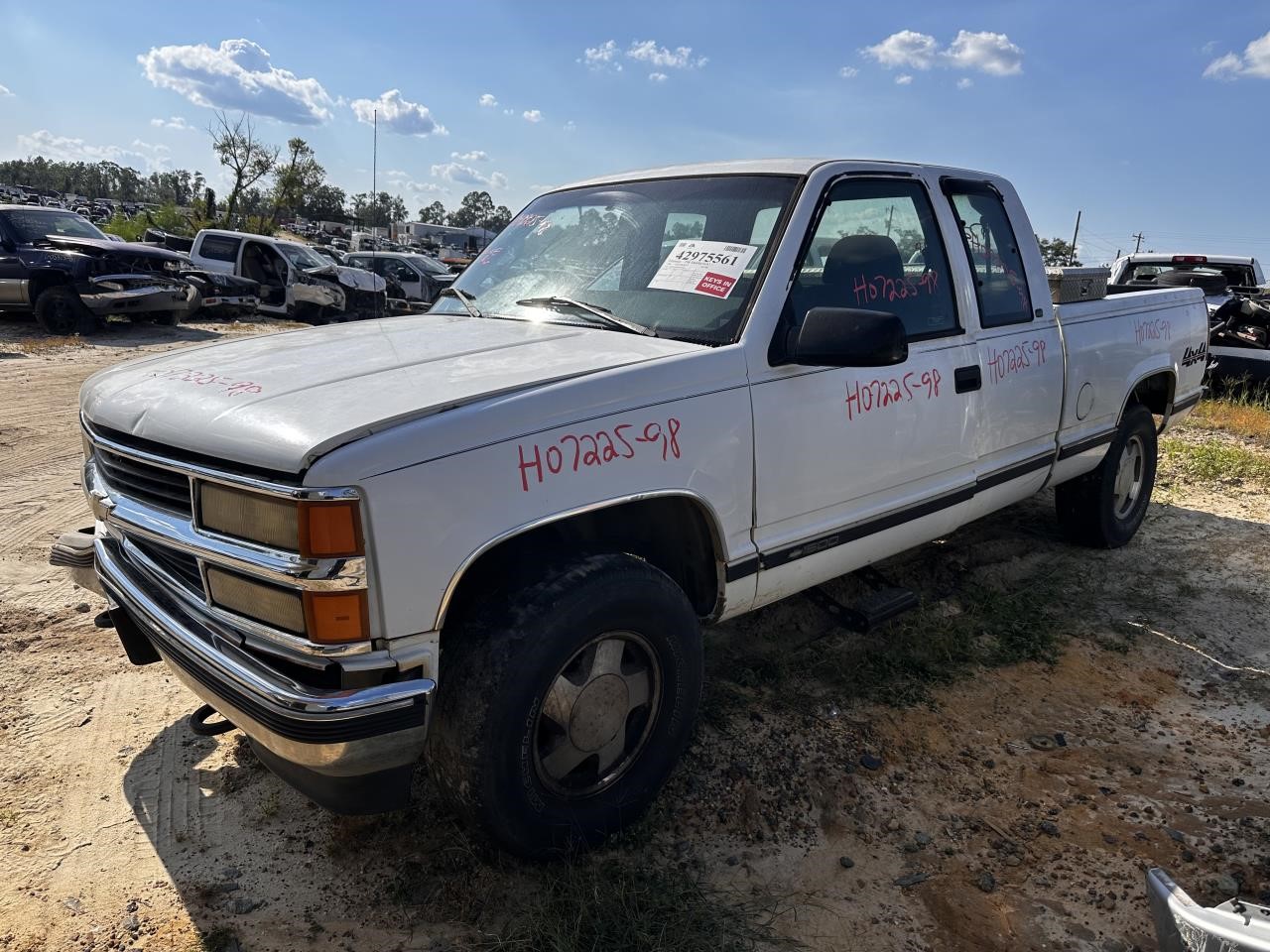https://f005.backblazeb2.com/file/img-partshotlines-com/Inventory/MA79/Vehicle/78452_01.jpg