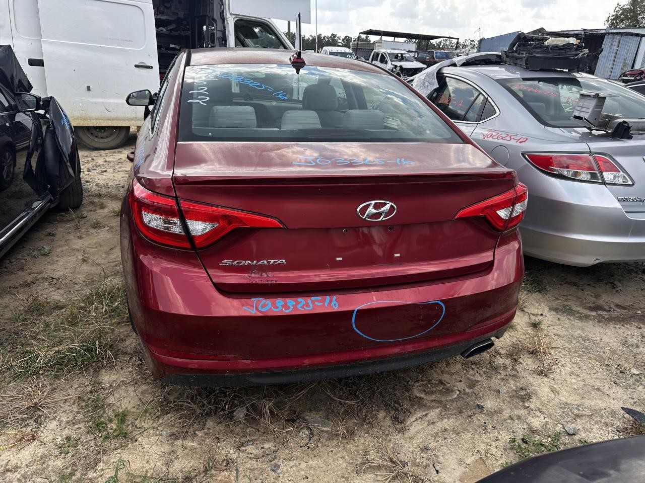 https://f005.backblazeb2.com/file/img-partshotlines-com/Inventory/MA79/Vehicle/78658_05.jpg