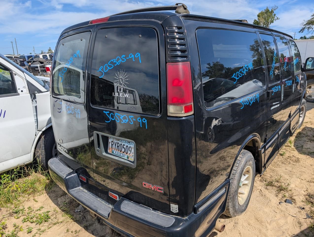 https://f005.backblazeb2.com/file/img-partshotlines-com/Inventory/MA79/Vehicle/78708_10.jpg