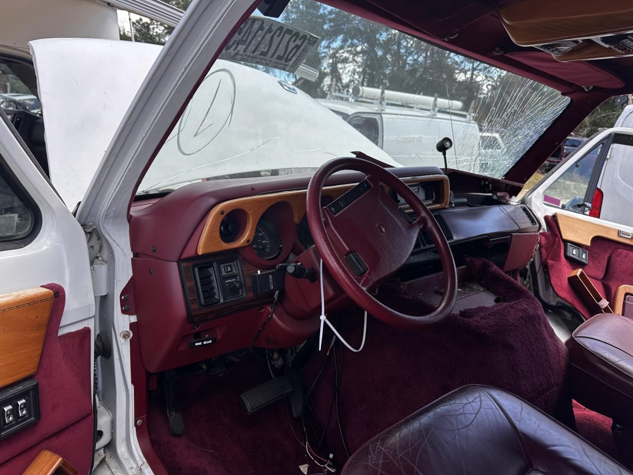 https://f005.backblazeb2.com/file/img-partshotlines-com/Inventory/MA79/Vehicle/78713_09.jpg
