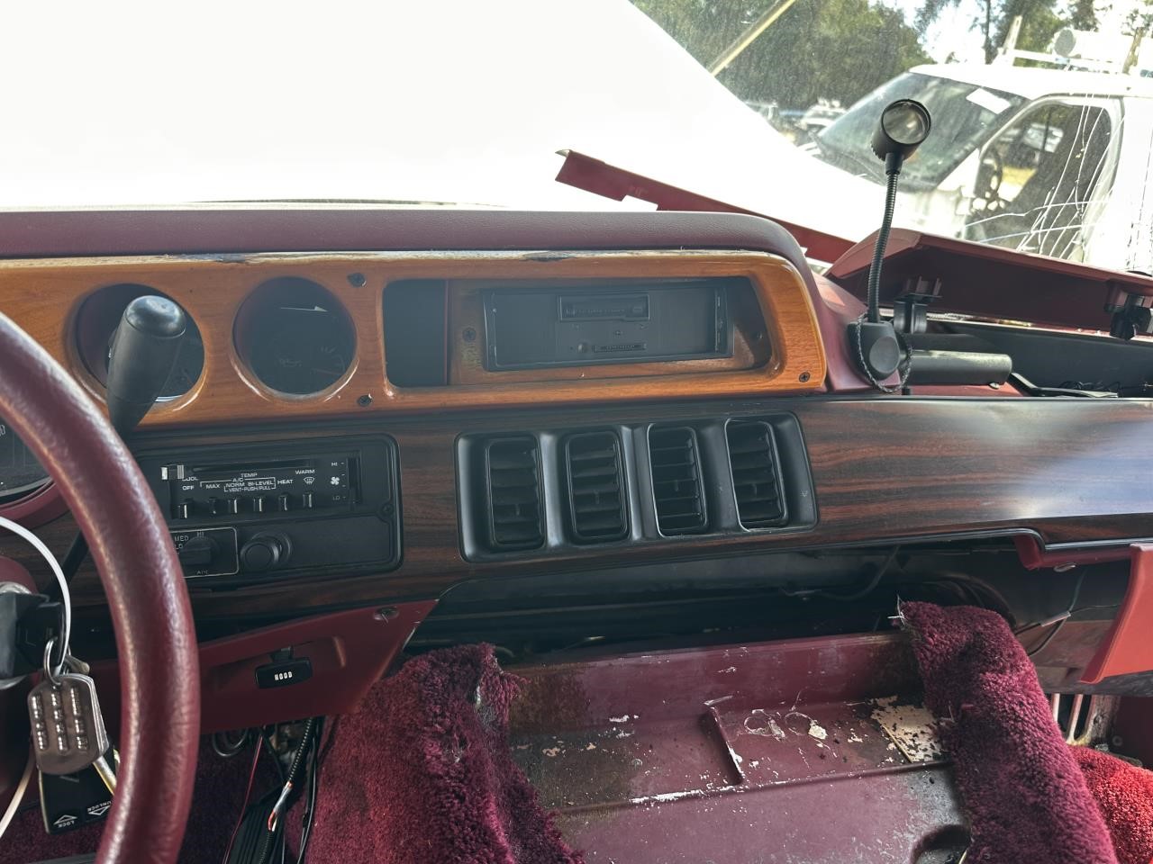 https://f005.backblazeb2.com/file/img-partshotlines-com/Inventory/MA79/Vehicle/78713_10.jpg