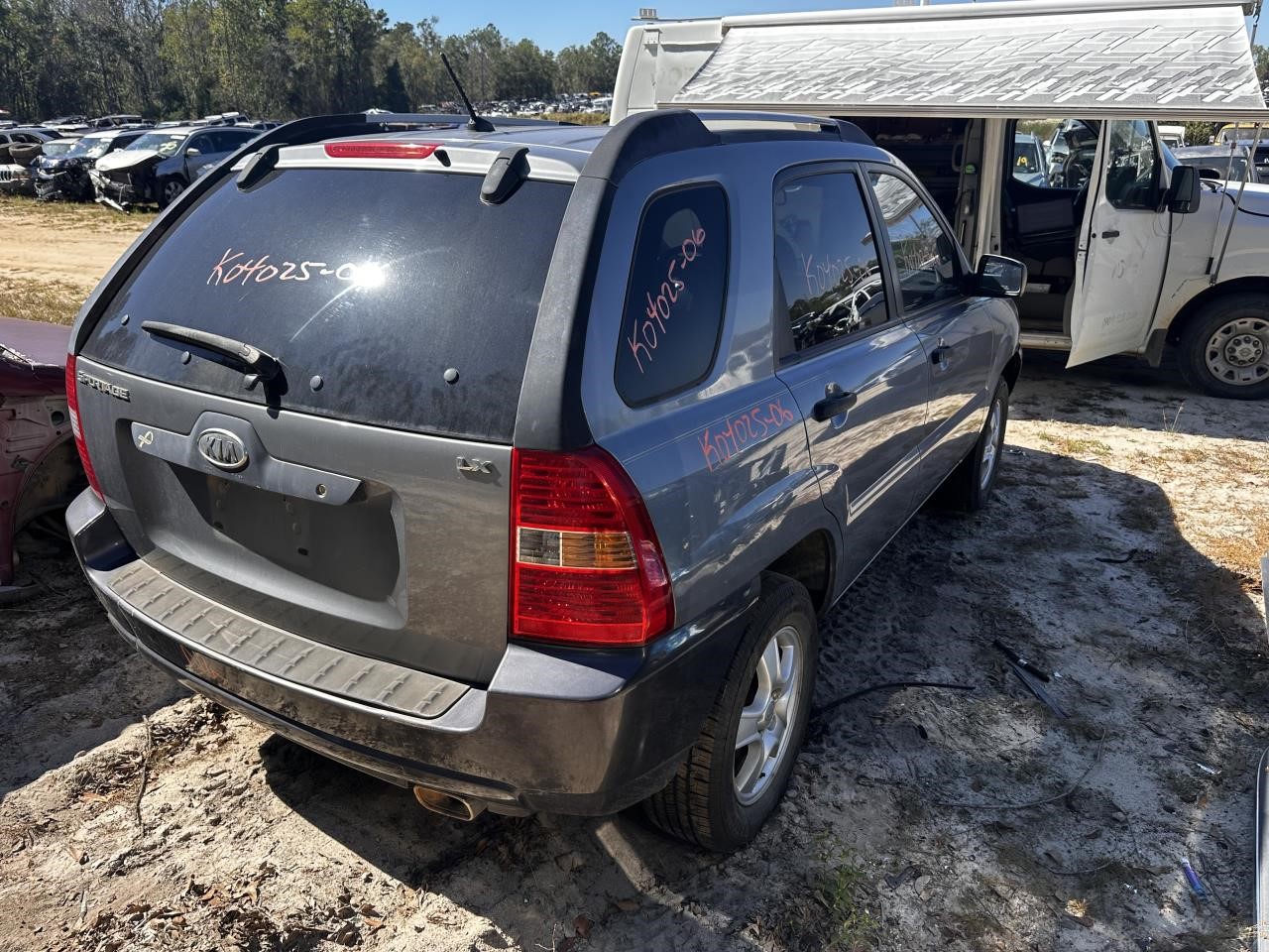 https://f005.backblazeb2.com/file/img-partshotlines-com/Inventory/MA79/Vehicle/78949_04.jpg