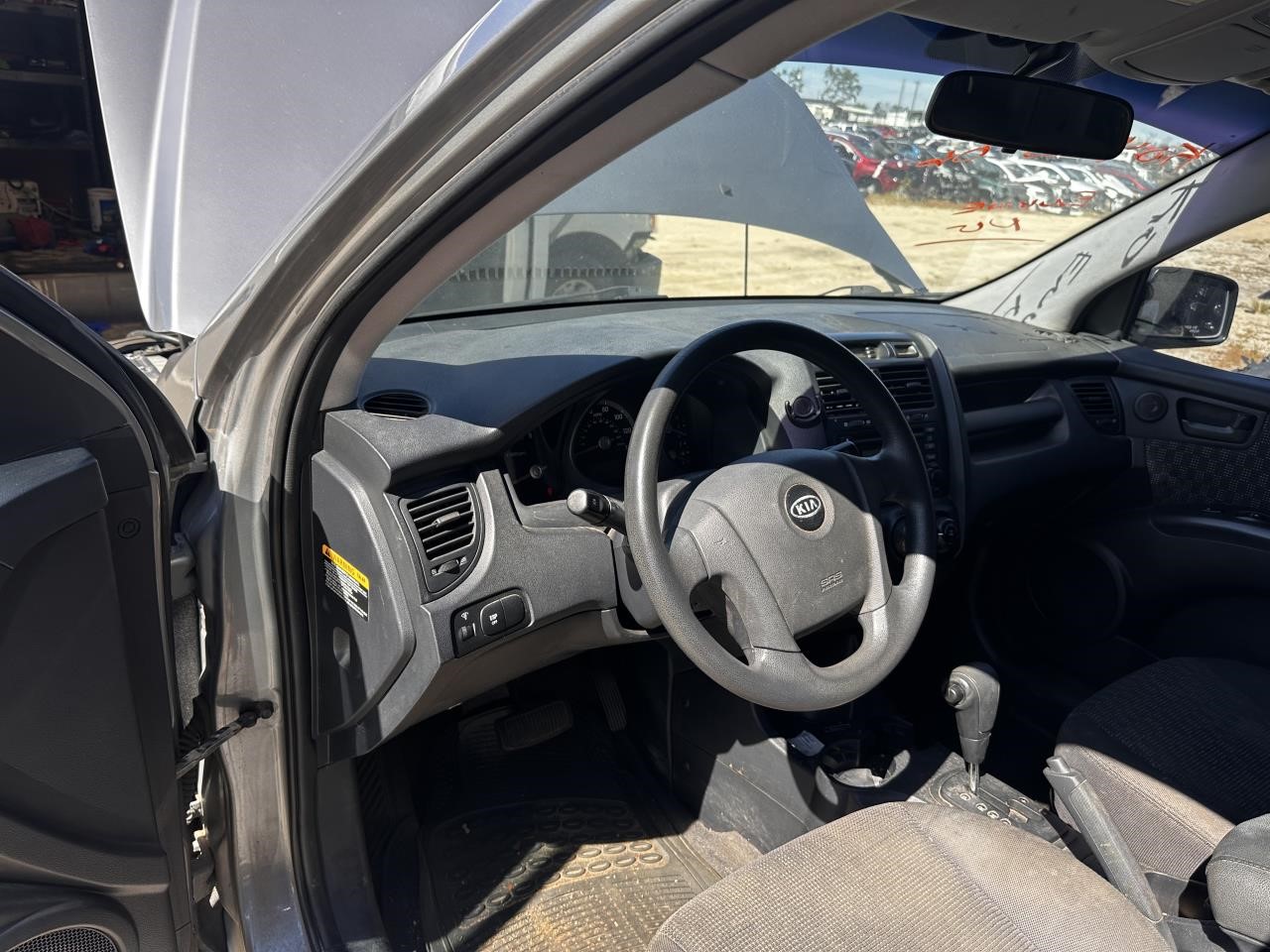 https://f005.backblazeb2.com/file/img-partshotlines-com/Inventory/MA79/Vehicle/78949_10.jpg