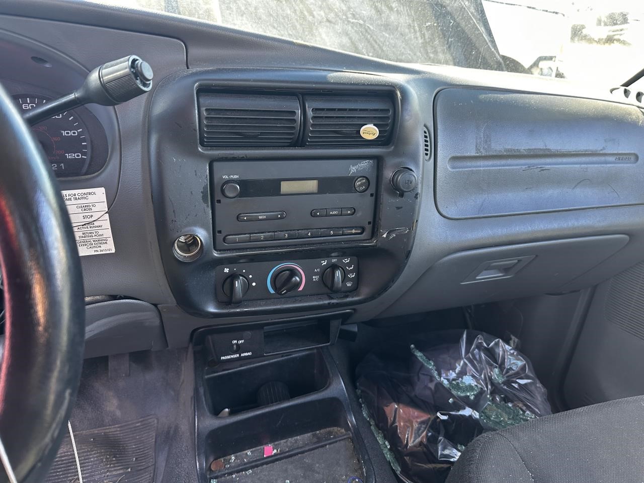 https://f005.backblazeb2.com/file/img-partshotlines-com/Inventory/MA79/Vehicle/78957_11.jpg