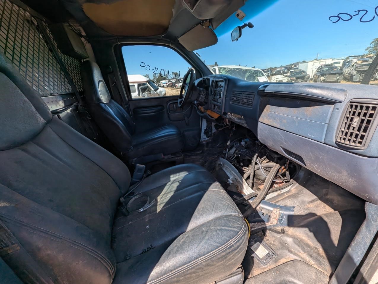 https://f005.backblazeb2.com/file/img-partshotlines-com/Inventory/MA79/Vehicle/79110_06.jpg