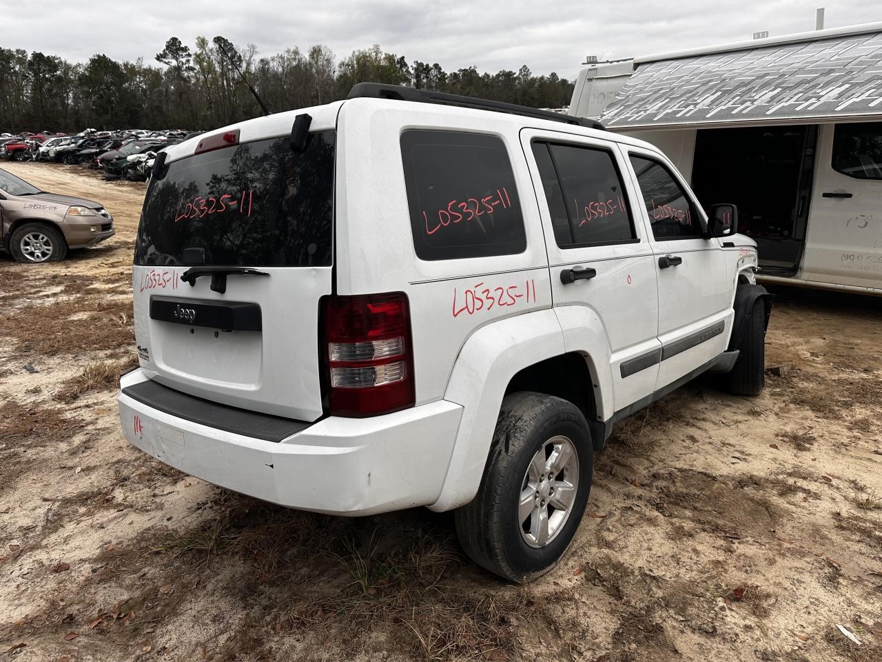 https://f005.backblazeb2.com/file/img-partshotlines-com/Inventory/MA79/Vehicle/79223_04.jpg