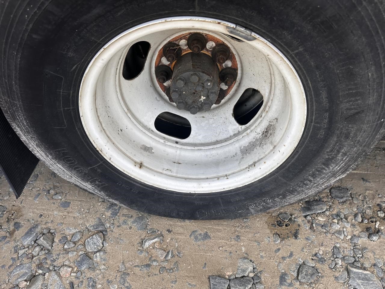 https://f005.backblazeb2.com/file/img-partshotlines-com/Inventory/MA79/Vehicle/79248_16.jpg
