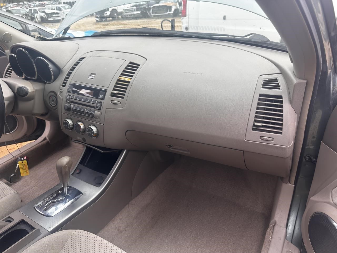 https://f005.backblazeb2.com/file/img-partshotlines-com/Inventory/MA79/Vehicle/79329_12.jpg