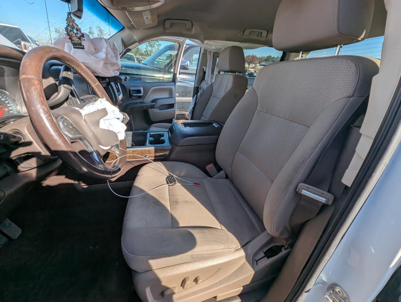 https://f005.backblazeb2.com/file/img-partshotlines-com/Inventory/MA79/Vehicle/79338_08.jpg