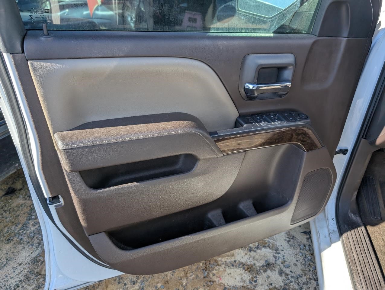 https://f005.backblazeb2.com/file/img-partshotlines-com/Inventory/MA79/Vehicle/79338_09.jpg