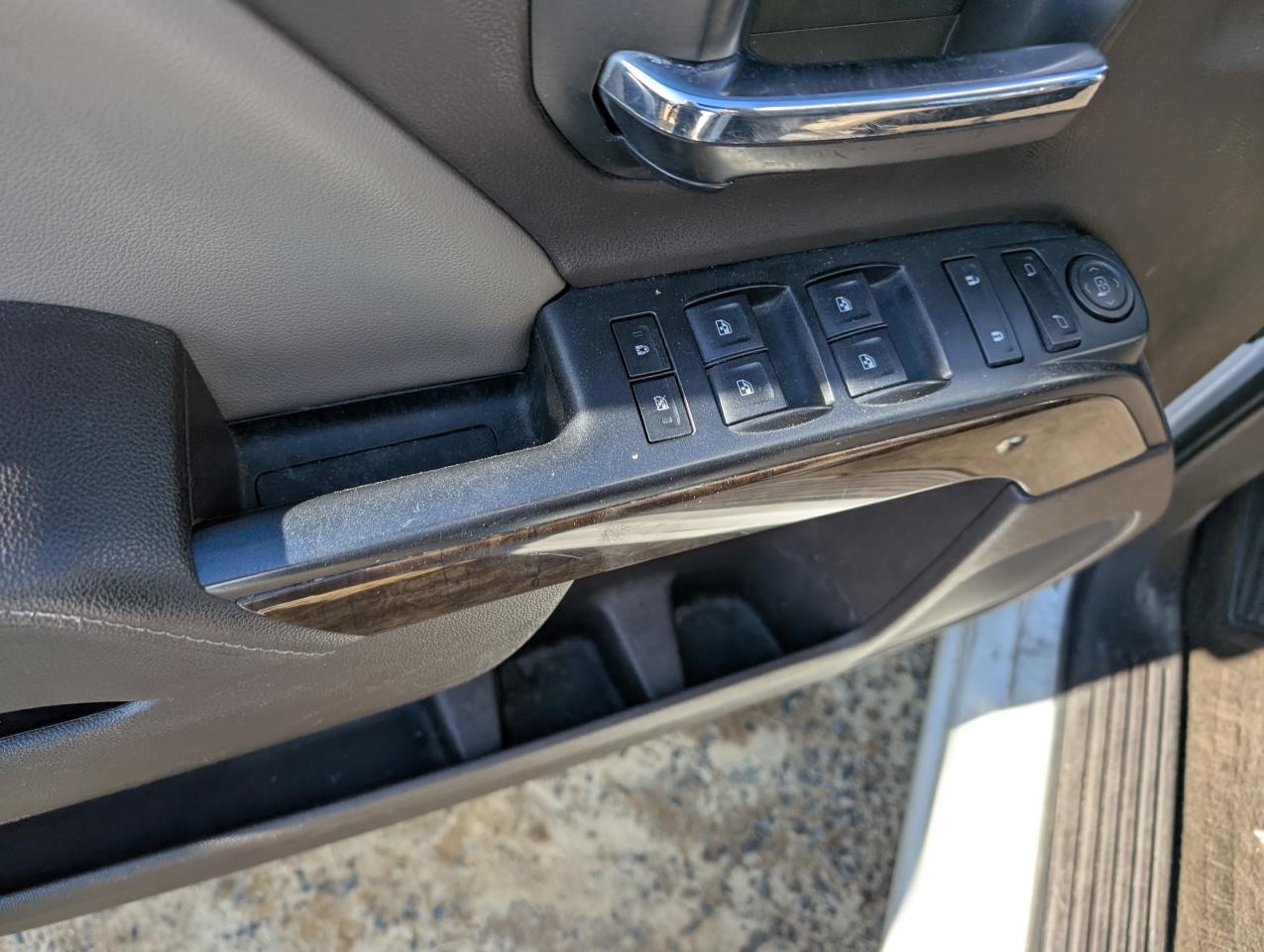 https://f005.backblazeb2.com/file/img-partshotlines-com/Inventory/MA79/Vehicle/79338_10.jpg