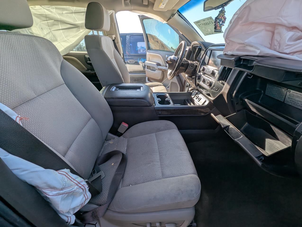 https://f005.backblazeb2.com/file/img-partshotlines-com/Inventory/MA79/Vehicle/79338_12.jpg