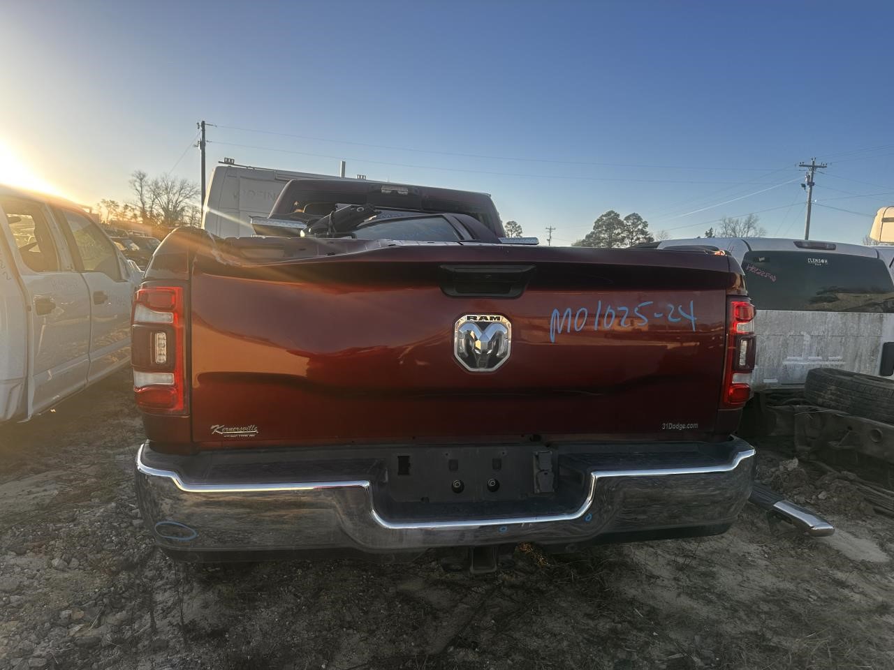 https://f005.backblazeb2.com/file/img-partshotlines-com/Inventory/MA79/Vehicle/79371_05.jpg