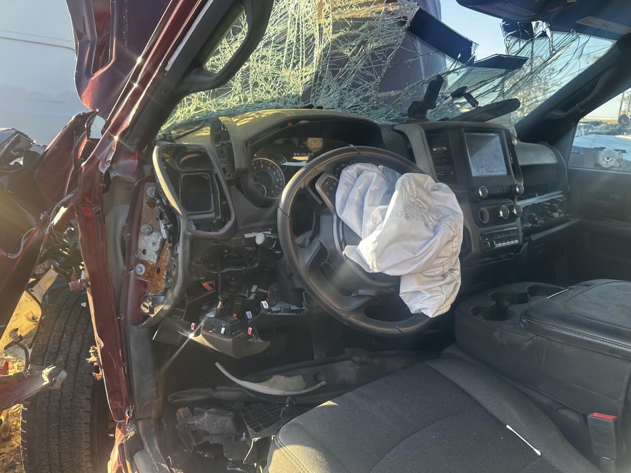 https://f005.backblazeb2.com/file/img-partshotlines-com/Inventory/MA79/Vehicle/79371_11.jpg