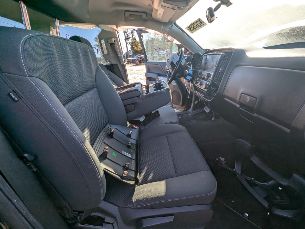 https://f005.backblazeb2.com/file/img-partshotlines-com/Inventory/MA79/Vehicle/79409_10.jpg