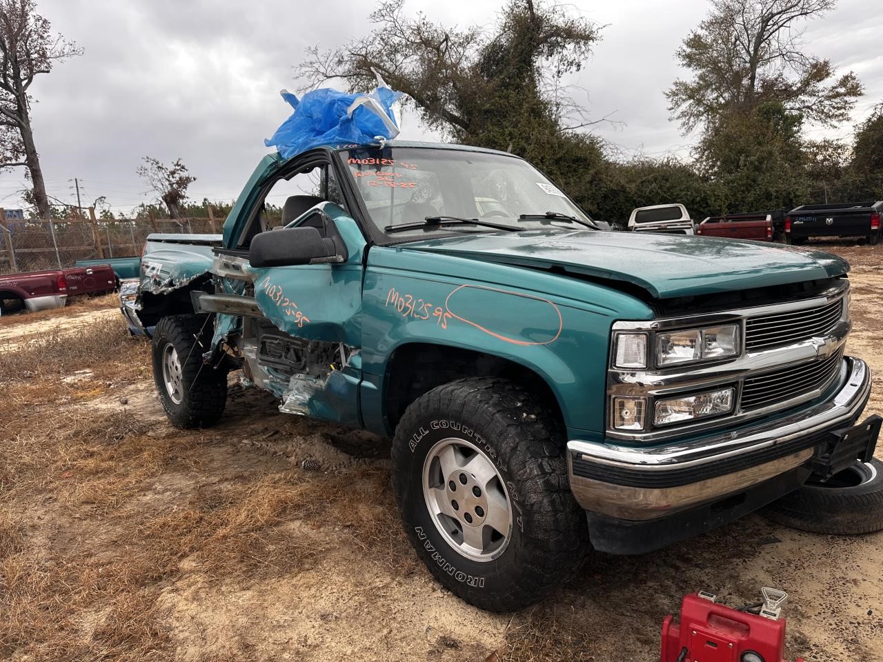https://f005.backblazeb2.com/file/img-partshotlines-com/Inventory/MA79/Vehicle/79443_03.jpg