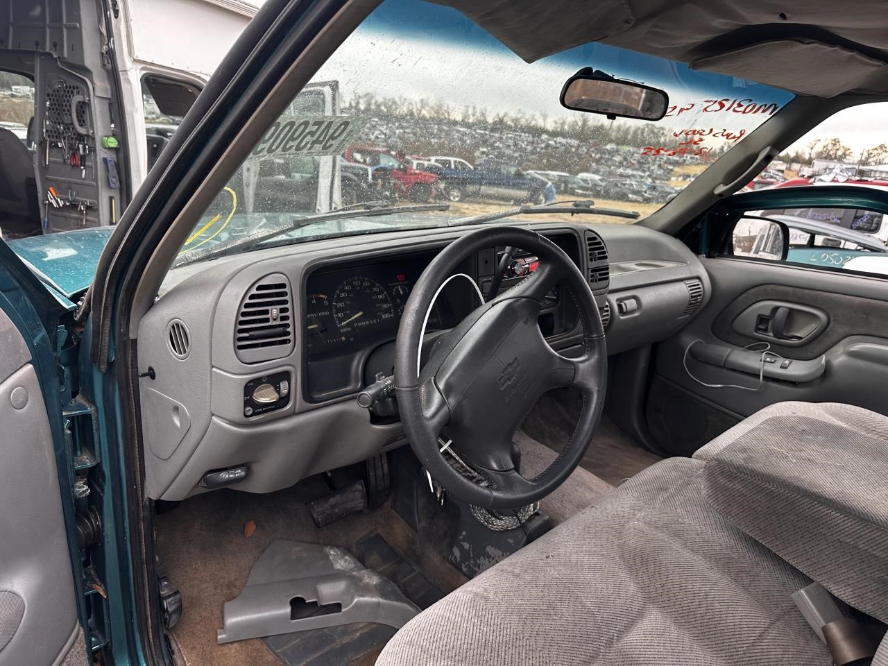 https://f005.backblazeb2.com/file/img-partshotlines-com/Inventory/MA79/Vehicle/79443_09.jpg