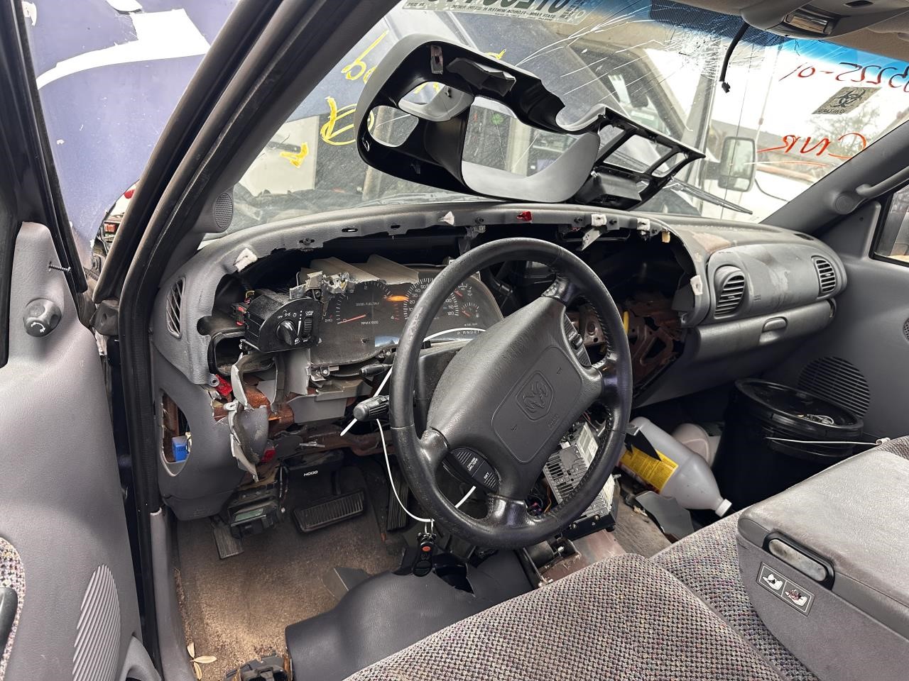https://f005.backblazeb2.com/file/img-partshotlines-com/Inventory/MA79/Vehicle/79444_10.jpg