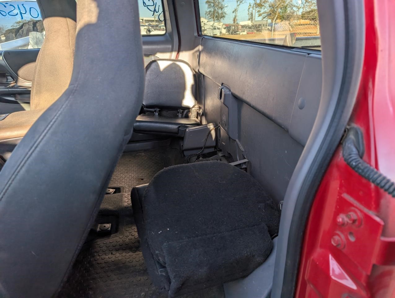https://f005.backblazeb2.com/file/img-partshotlines-com/Inventory/MA79/Vehicle/79478_09.jpg