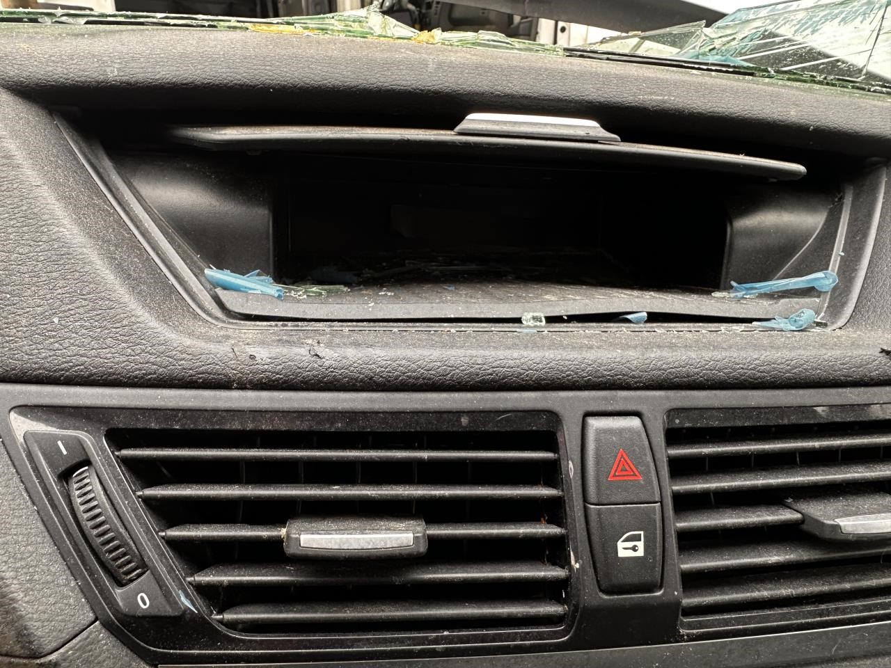 https://f005.backblazeb2.com/file/img-partshotlines-com/Inventory/MA79/Vehicle/79481_11.jpg