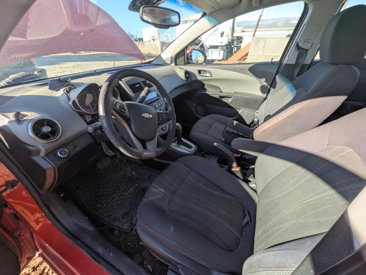 https://f005.backblazeb2.com/file/img-partshotlines-com/Inventory/MA79/Vehicle/79581_06.jpg