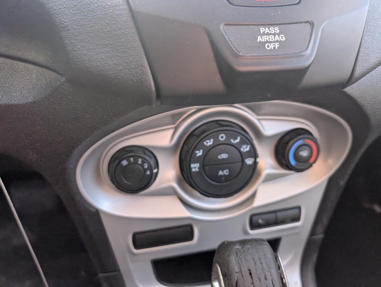 https://f005.backblazeb2.com/file/img-partshotlines-com/Inventory/MA79/Vehicle/79591_07.jpg