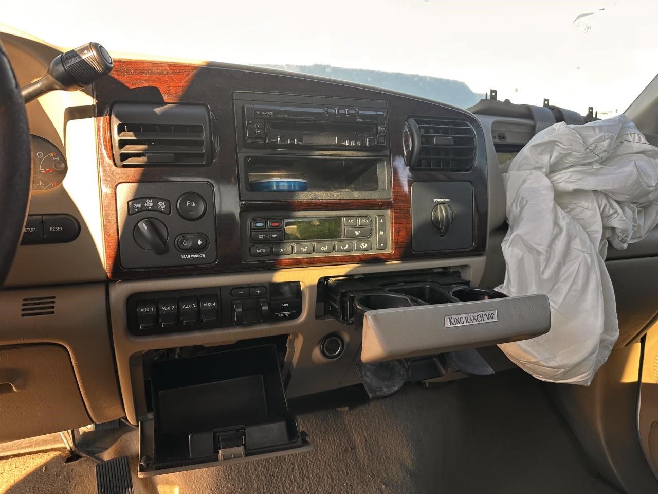 https://f005.backblazeb2.com/file/img-partshotlines-com/Inventory/MA79/Vehicle/79592_12.jpg