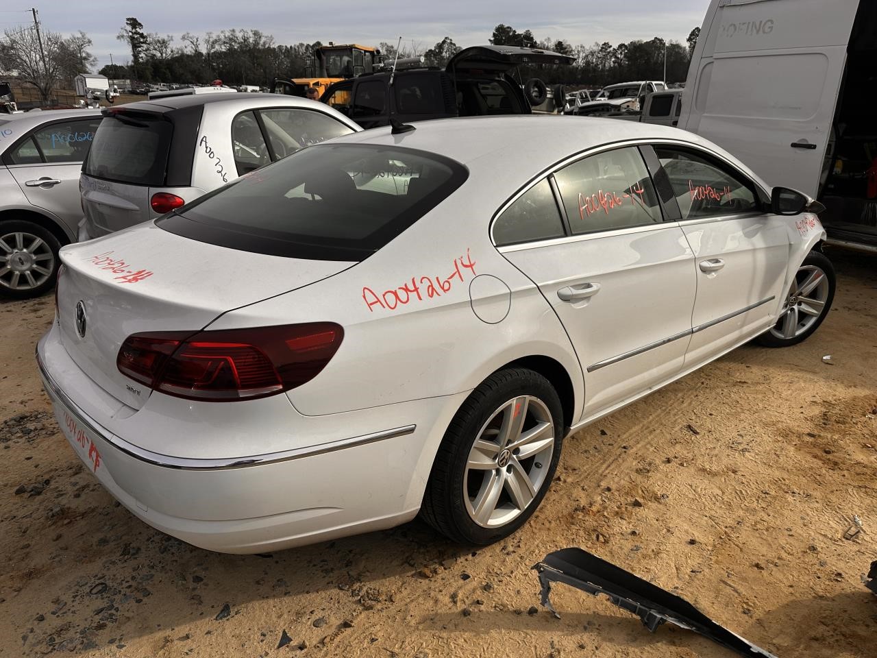 https://f005.backblazeb2.com/file/img-partshotlines-com/Inventory/MA79/Vehicle/79657_04.jpg