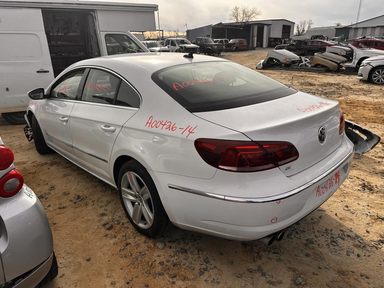 https://f005.backblazeb2.com/file/img-partshotlines-com/Inventory/MA79/Vehicle/79657_06.jpg