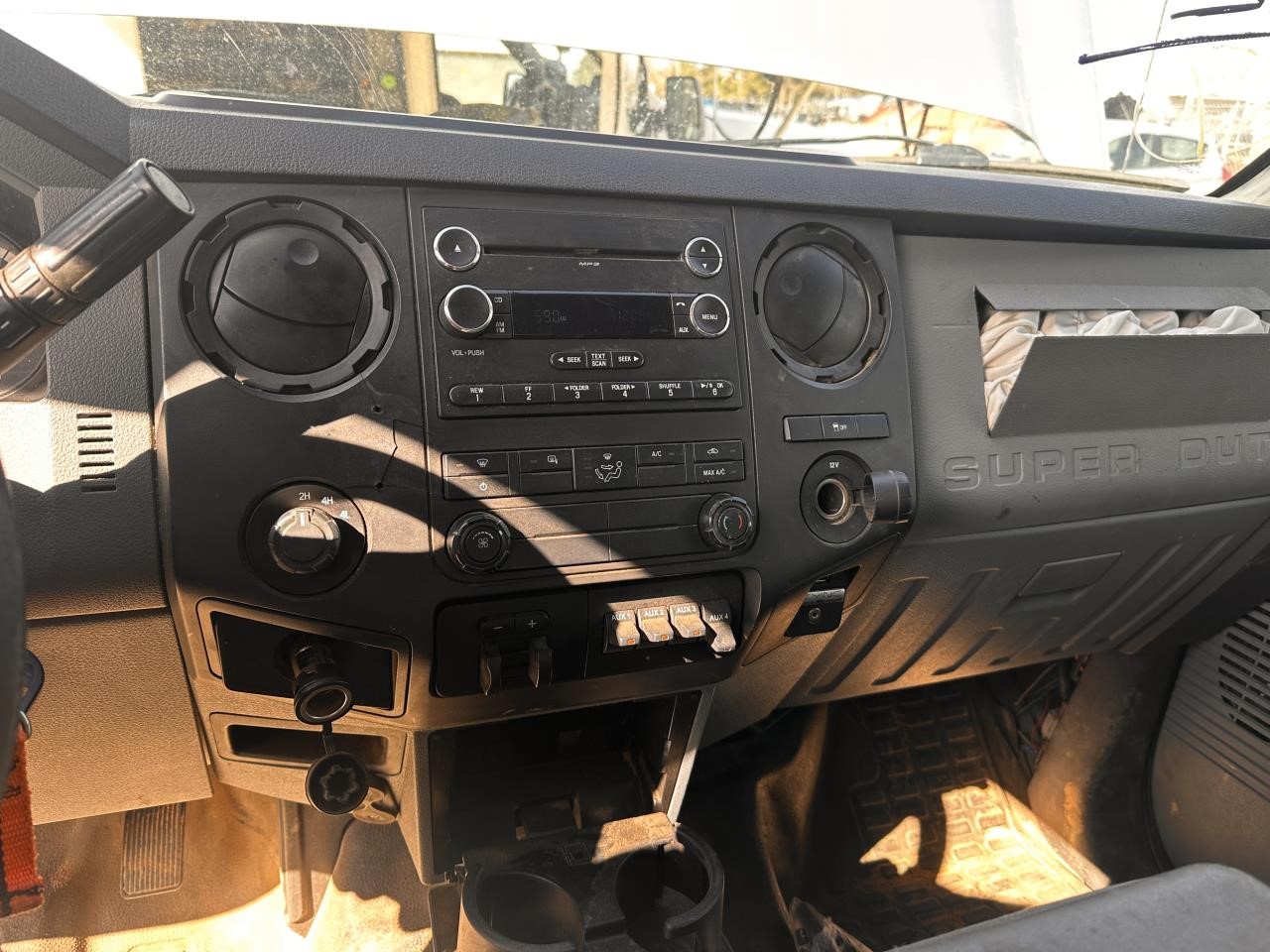 https://f005.backblazeb2.com/file/img-partshotlines-com/Inventory/MA79/Vehicle/79832_11.jpg
