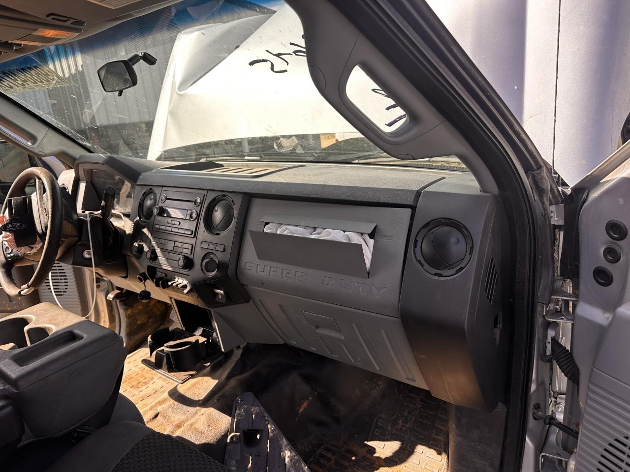 https://f005.backblazeb2.com/file/img-partshotlines-com/Inventory/MA79/Vehicle/79832_12.jpg