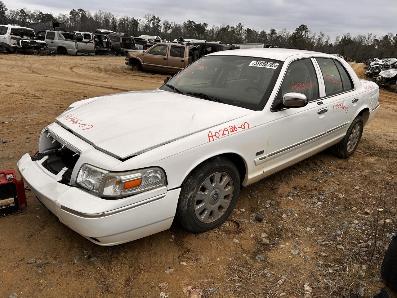 https://f005.backblazeb2.com/file/img-partshotlines-com/Inventory/MA79/Vehicle/79893_01.jpg