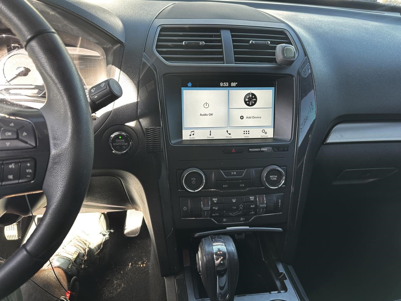 https://f005.backblazeb2.com/file/img-partshotlines-com/Inventory/MA79/Vehicle/79986_11.jpg